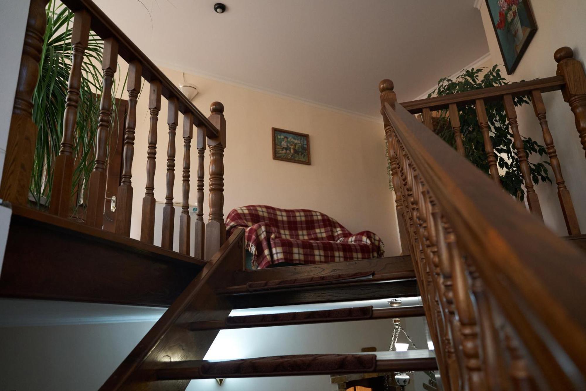 Argo Guest House Karakol Exterior foto