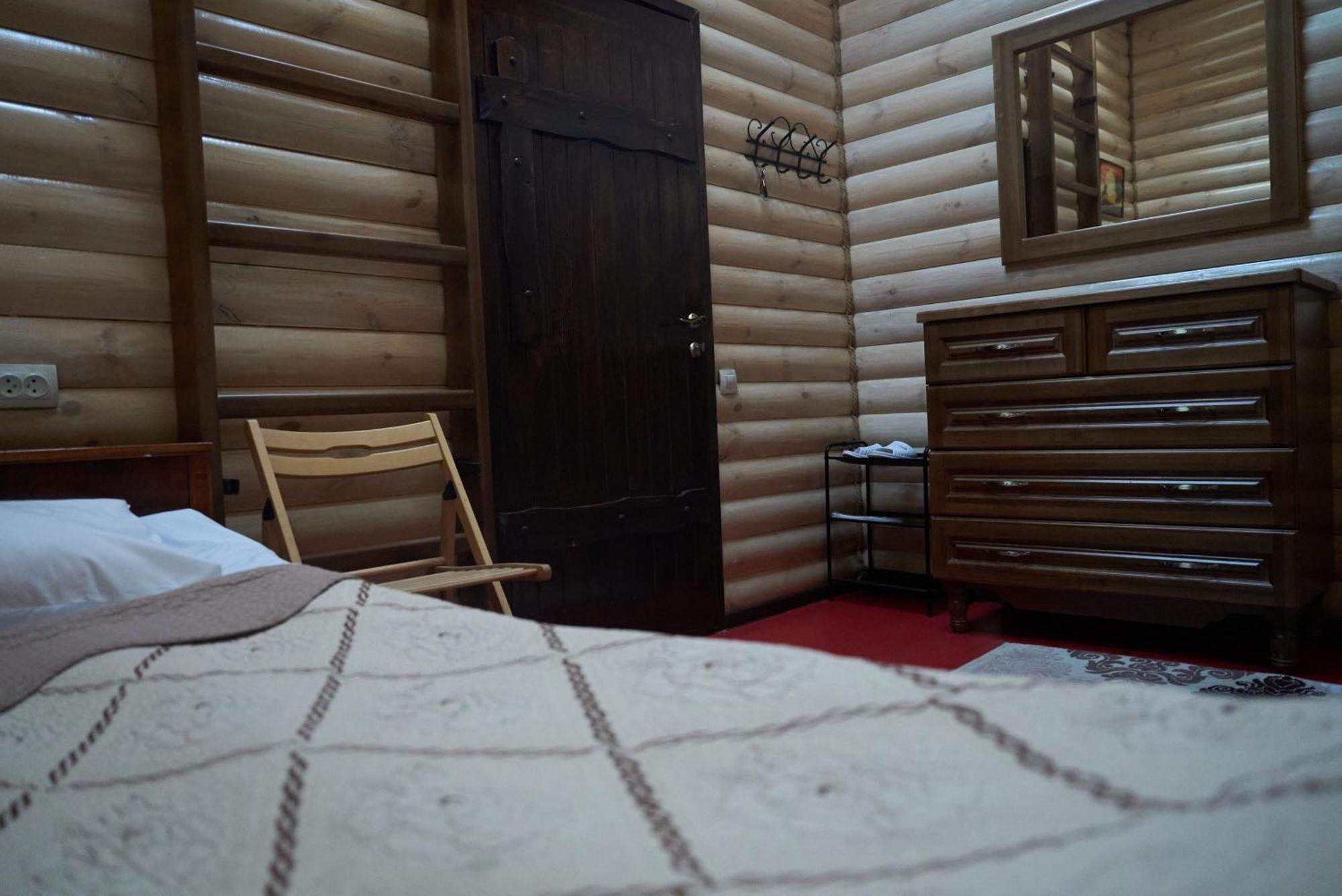 Argo Guest House Karakol Exterior foto